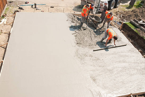 Best Best Concrete Contractor  in Pine Bluff, AR